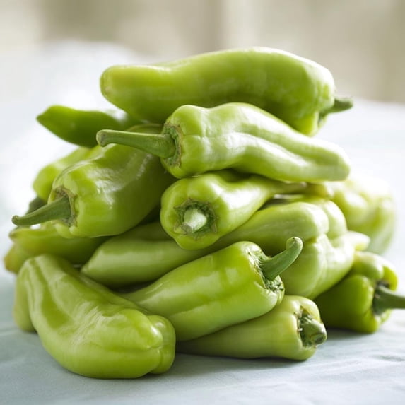 Fresh Bailey Farms Cubanelle Peppers 16 Oz Bag