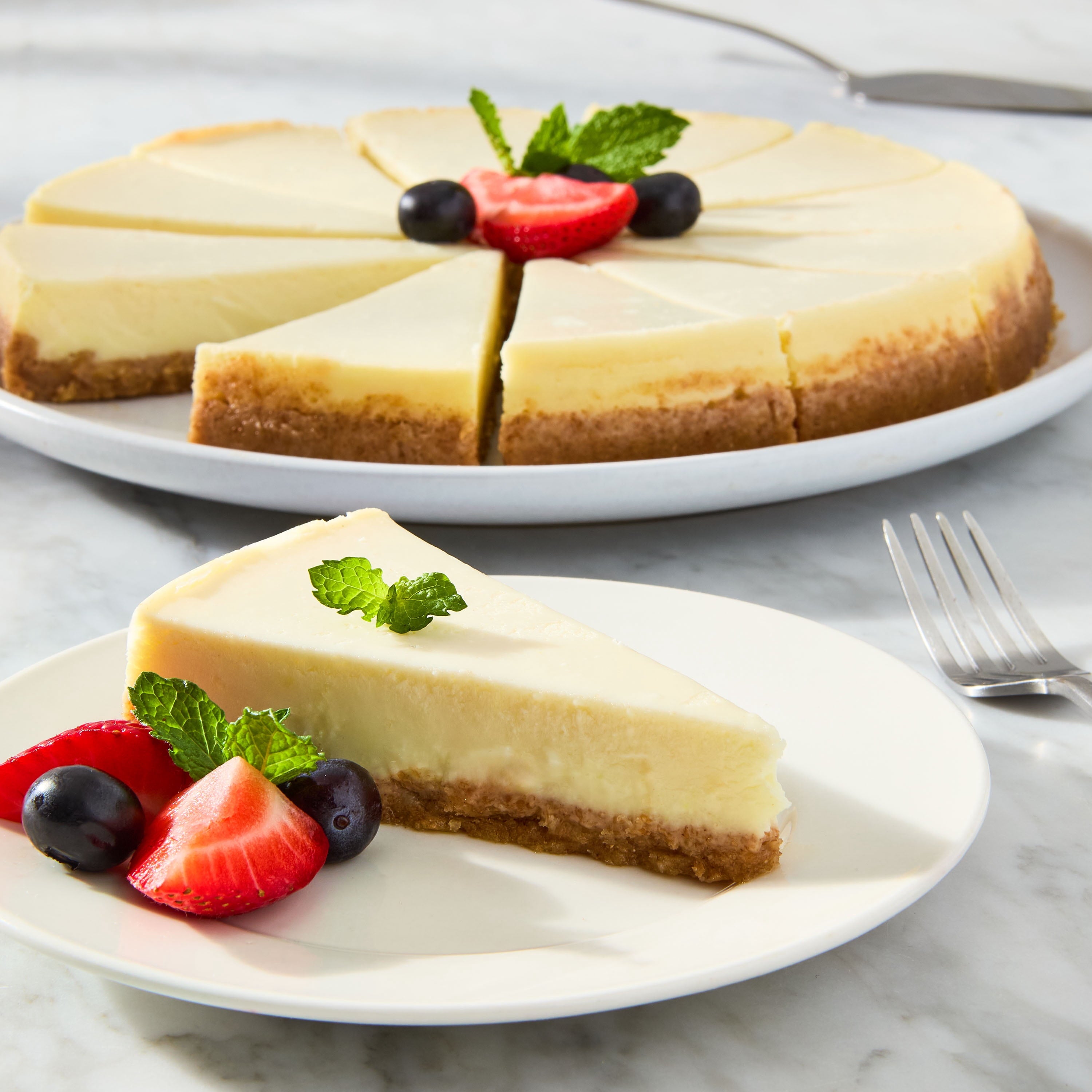 New York Style Full Cheesecake 40 Oz 12 Count Freshness Guaranteed