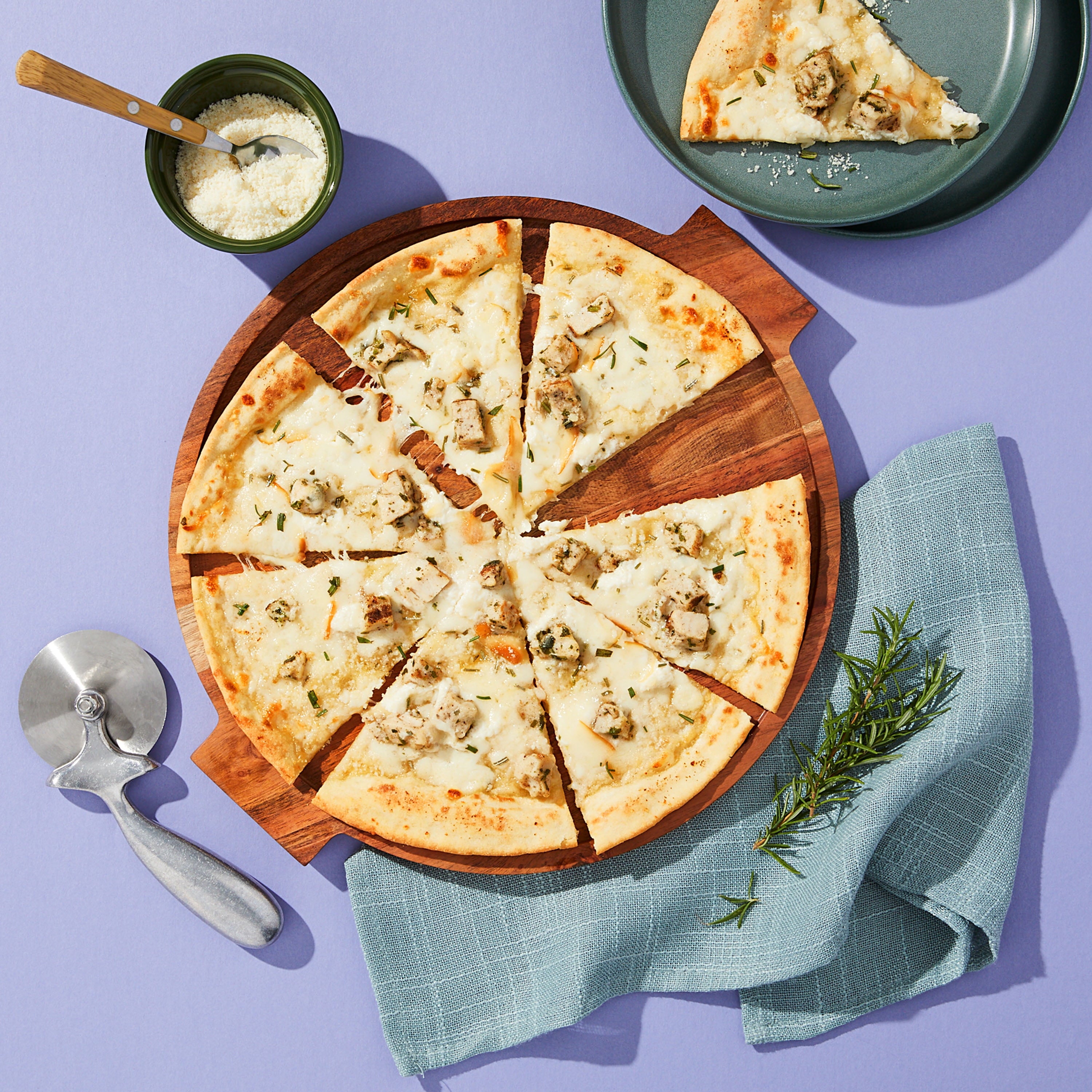 Bettergoods Wood-Fired Ultra-Thin Roasted Garlic and Rosemary Chicken Pizza 15.6 Oz Frozen