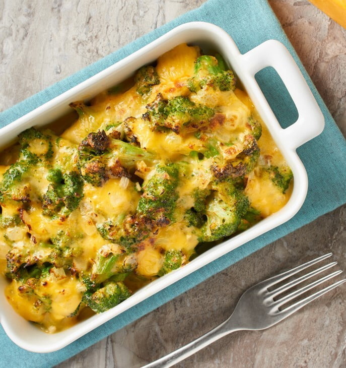 Green Giant Simply Steam Broccoli & Cheese Sauce Frozen Vegetables 10 Oz