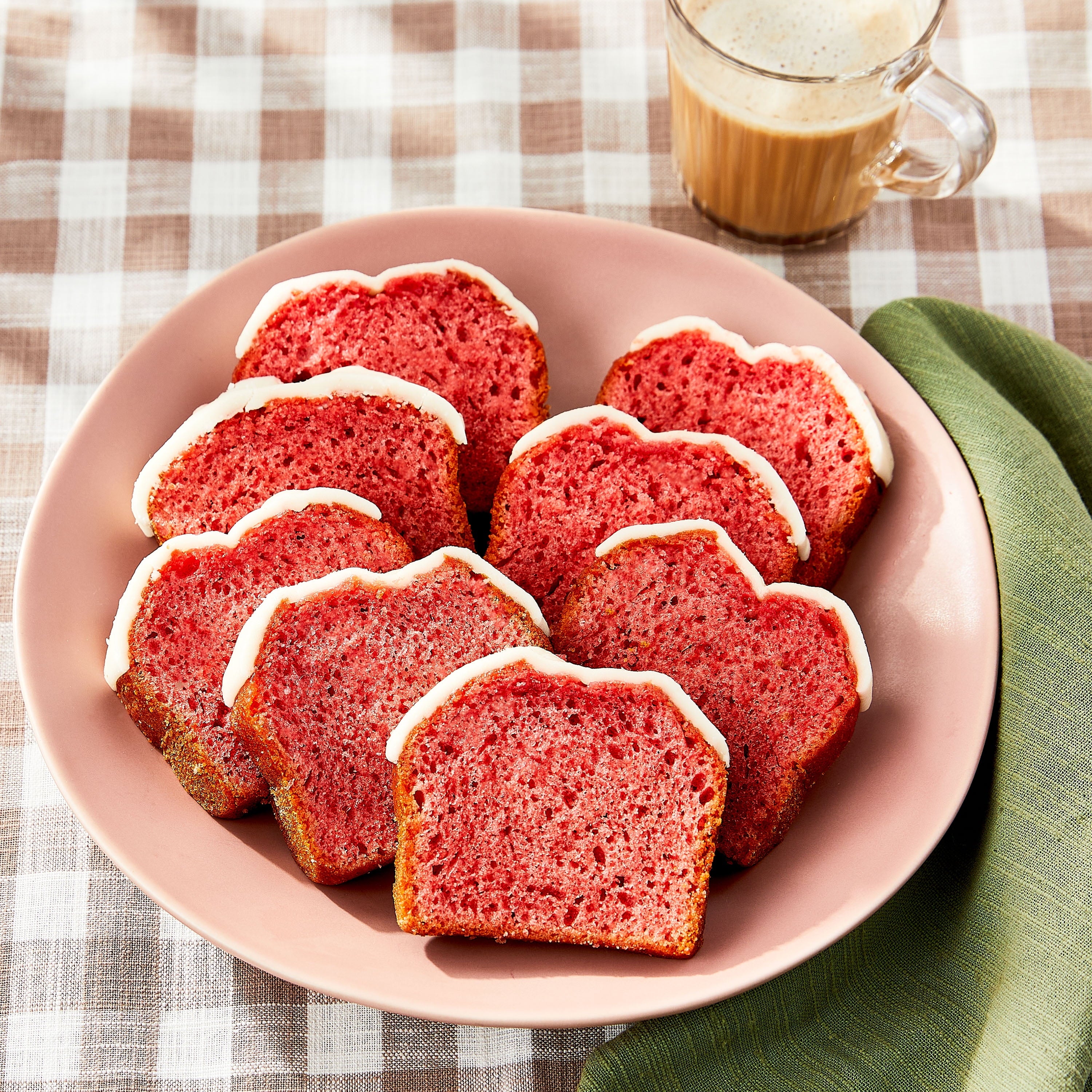 Iced Strawberry Sliced Loaf Cake 14.1 Oz 8 Count Marketside