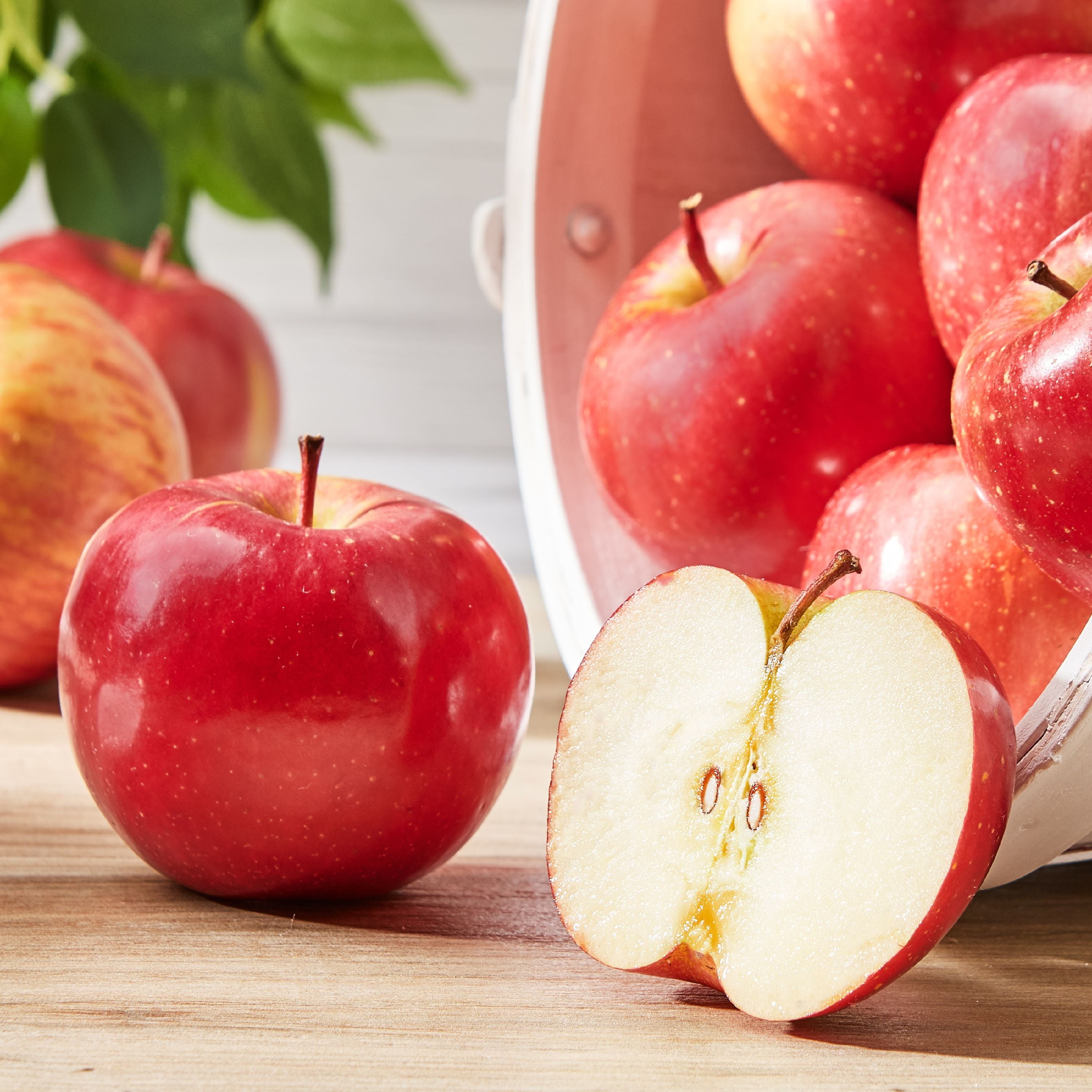 Fresh Fuji Apple Each