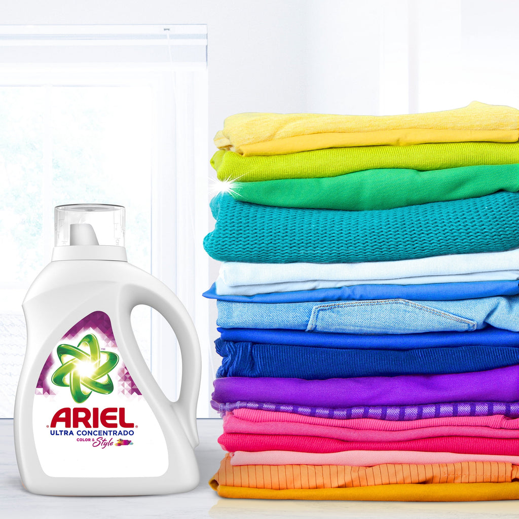 Ariel Ultra Concentrated Color & Style Liquid Laundry Detergent Original Scent 81 fl oz 61 Loads