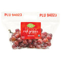 Wegmans Organic Red Seedless Grapes Bagged