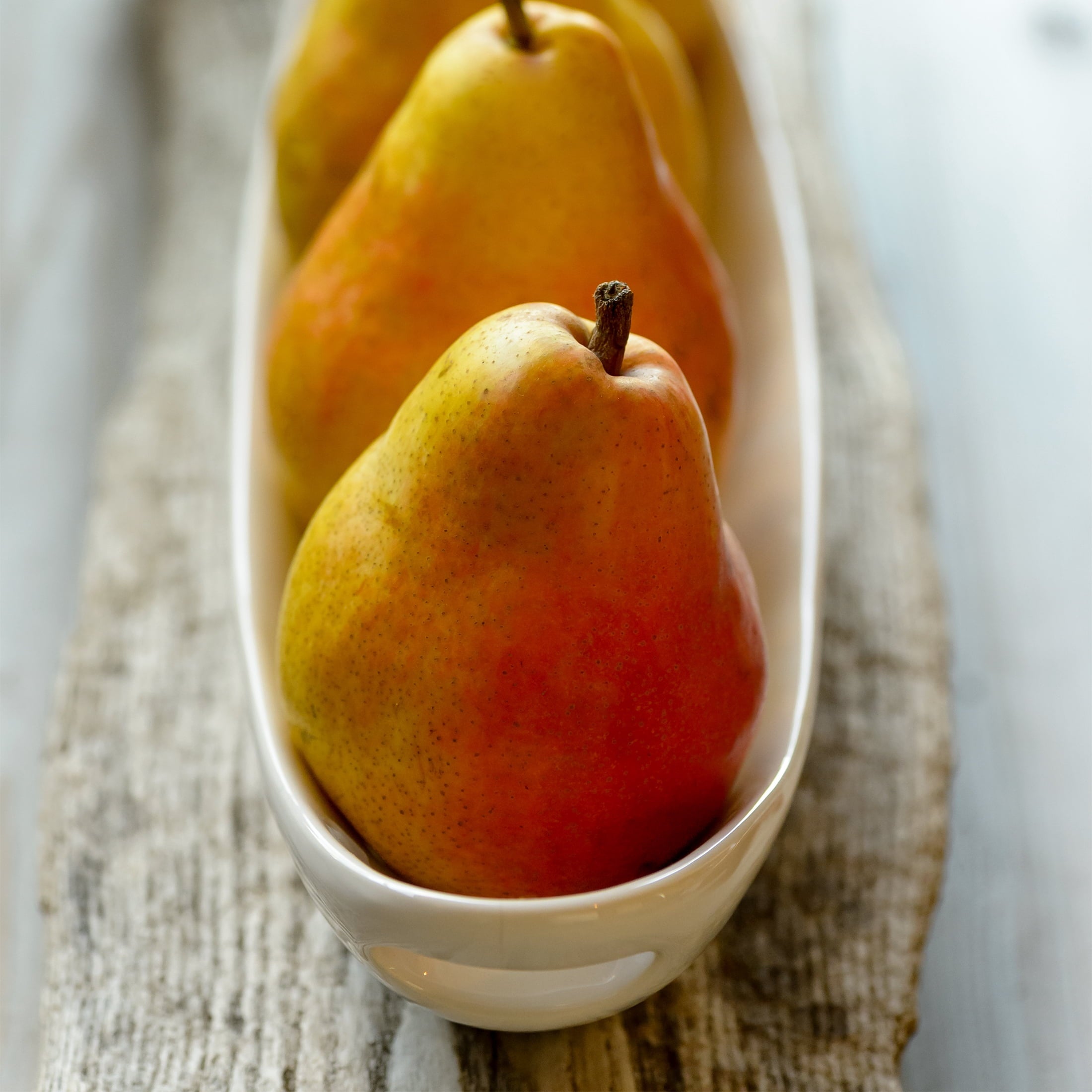 Fresh Bartlett Pears 3 Lb Bag