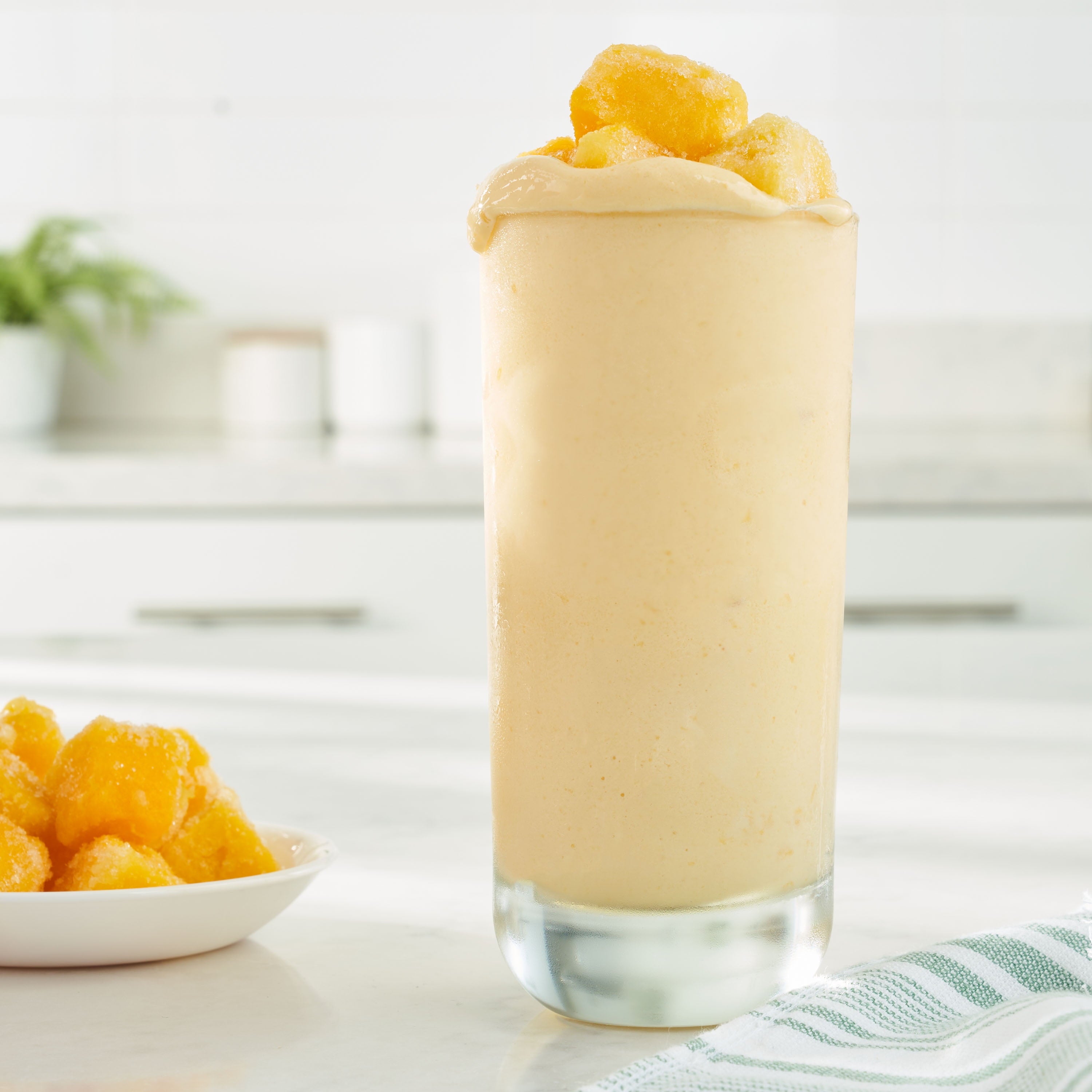 Great Value Organic Mango Chunks Frozen 10 Oz