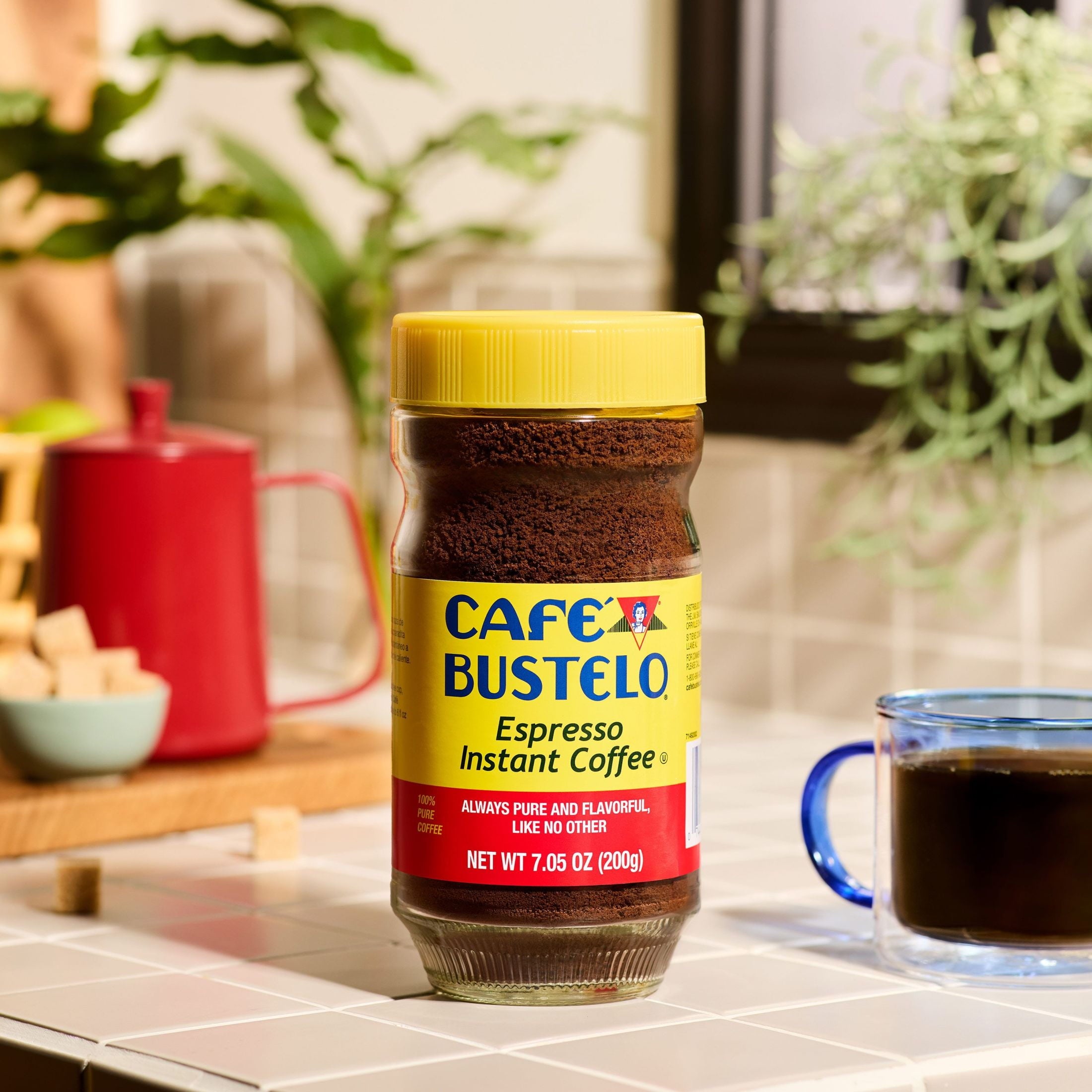 Café Bustelo Espresso Style Naturally Caffeinated Dark Roast Instant Coffee 7.05 oz Jar