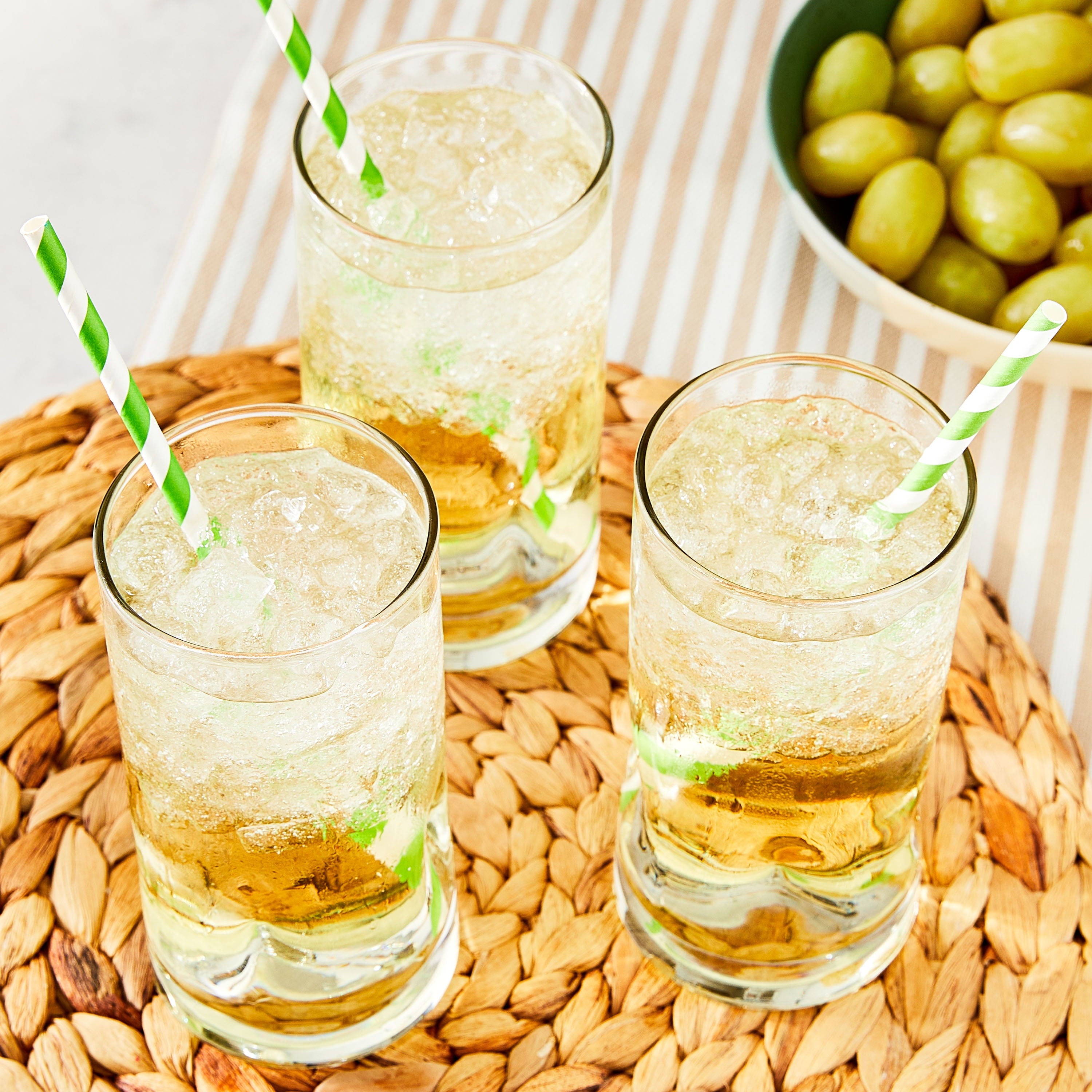 Great Value 100% White Grape Juice 64 fl oz Bottle