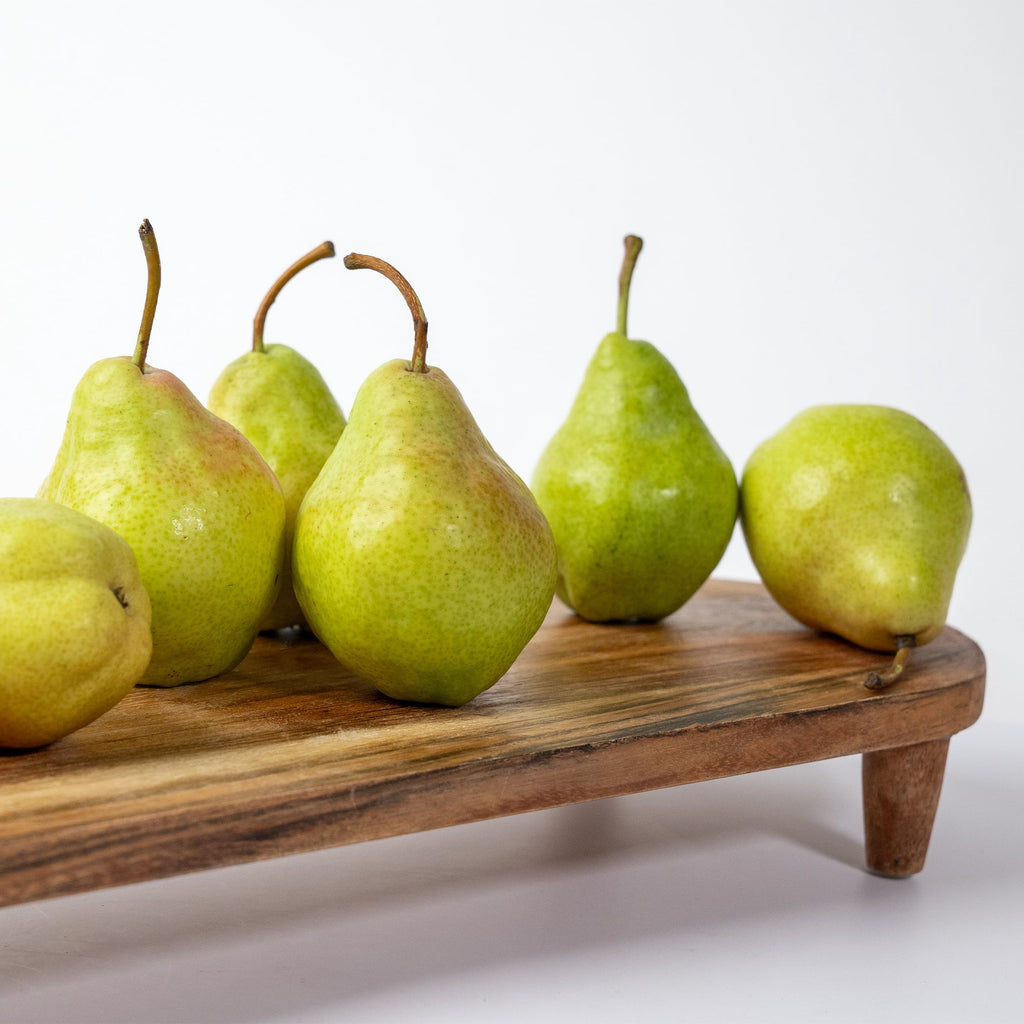 Fresh Bartlett Pear Each