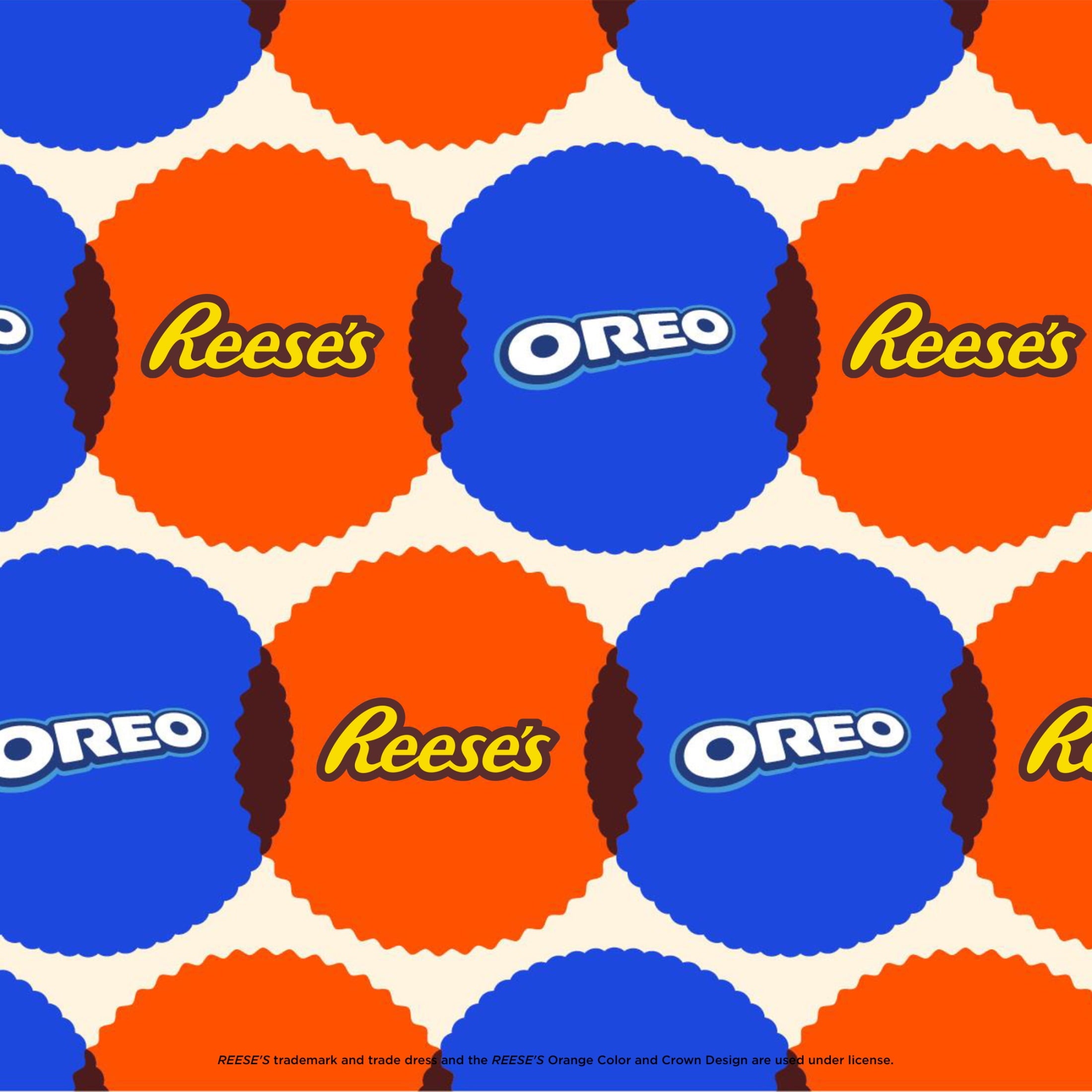 Peanut Buttery Creme Chocolate Sandwich Cookies 12.35 Oz 1 Count Oreo Reese's