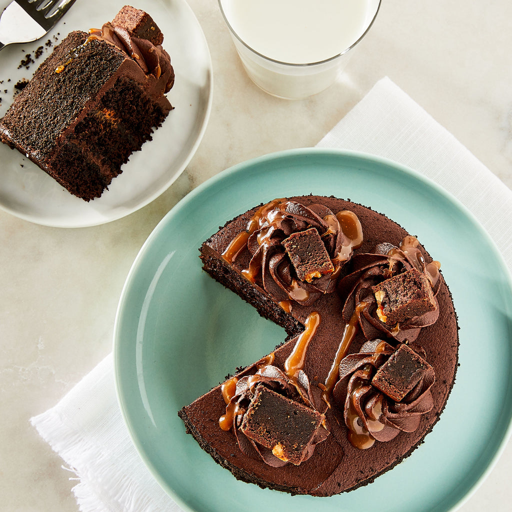 Triple Layer Chocolate Turtle Brownie Cake 21 Oz Refrigerated Marketside
