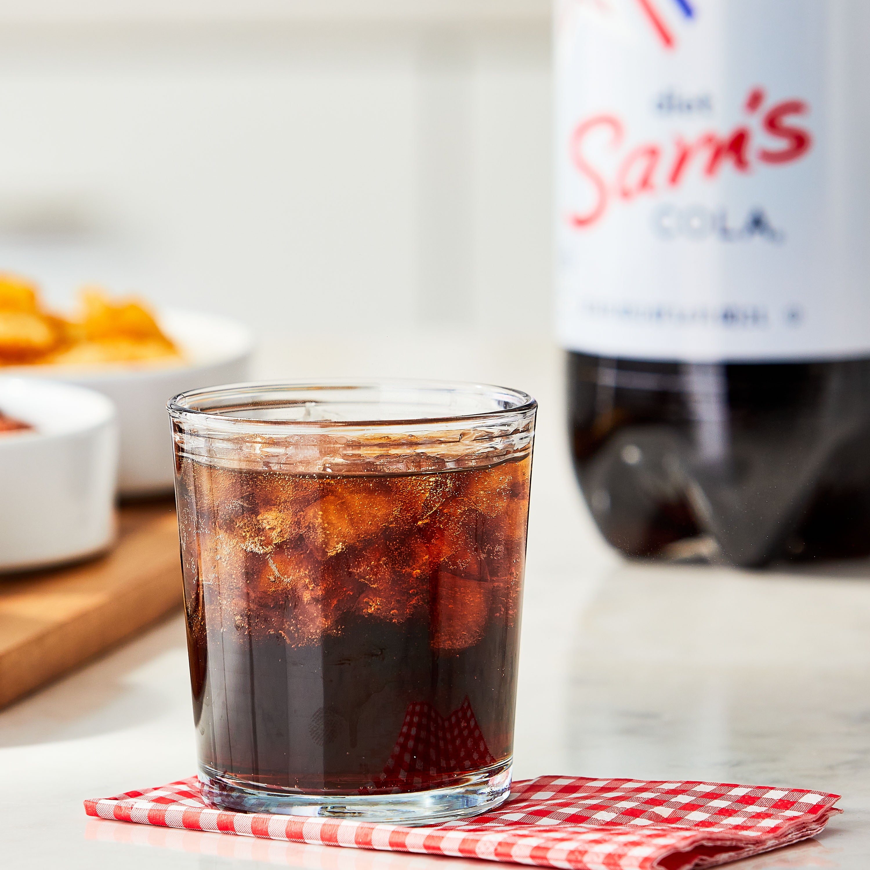 Sam's Choice Diet Cola Soda Pop Bottle 2 L