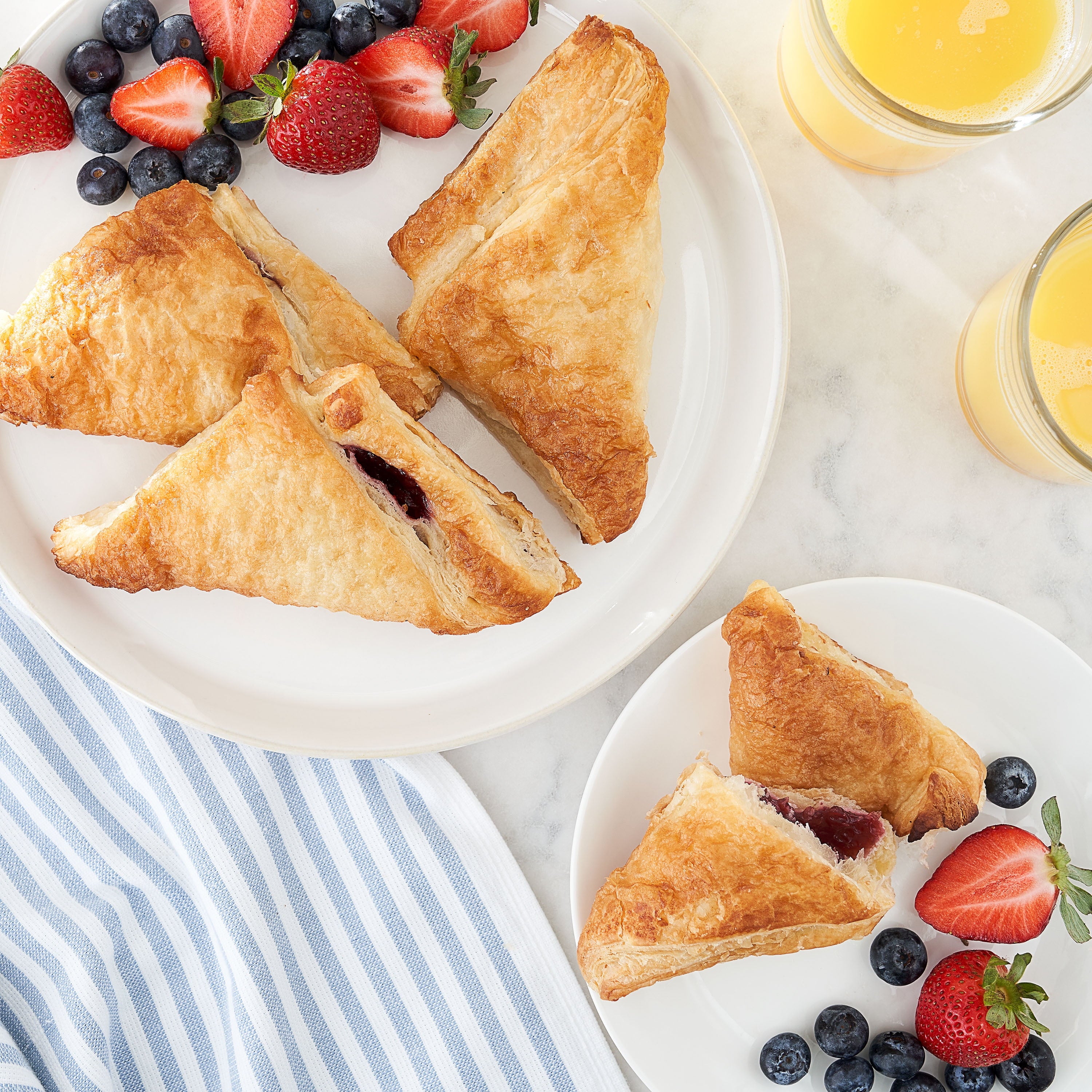 Apple Turnover Pastries 10 Oz 4 Count Freshness Guaranteed