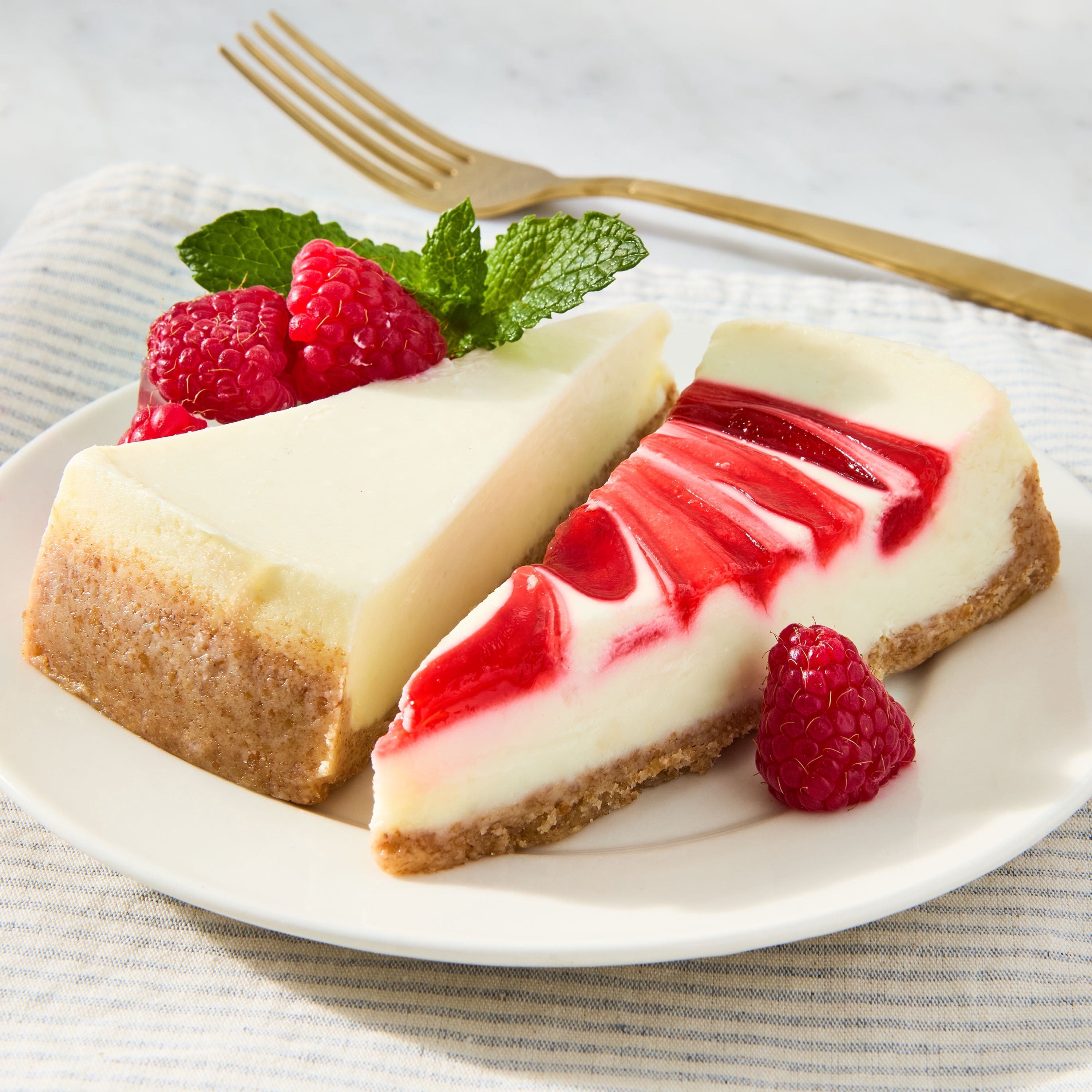 New York Style & Strawberry Swirl Cheesecake 6 Oz 2 Slices Freshness Guaranteed