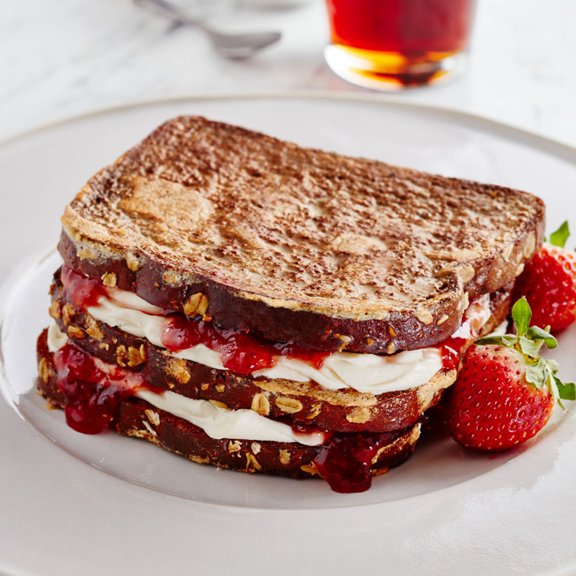 The Cheesecake Factory At Home Famous Brown Bread Sweet Wheat Sandwich Loaf 18.7 Oz 18 Count