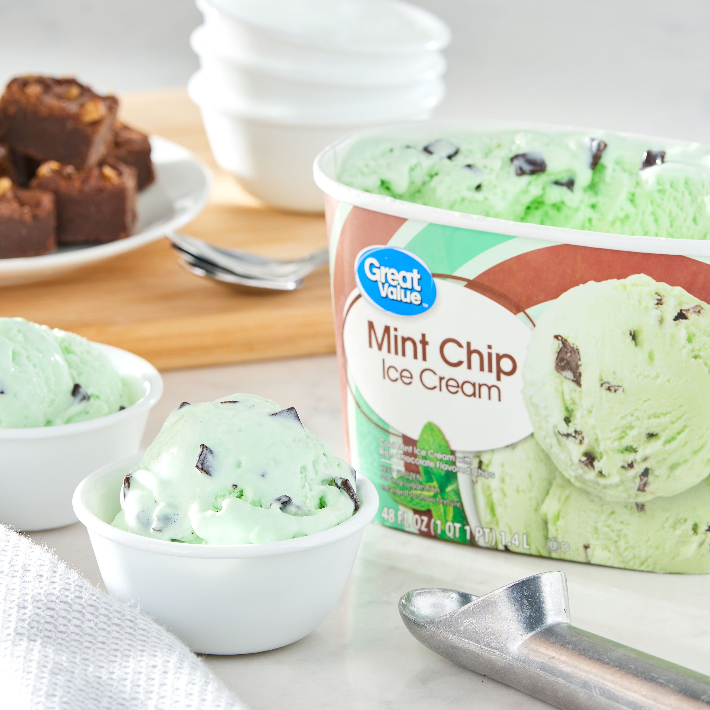 Great Value Mint Chip Ice Cream 48 Fl Oz