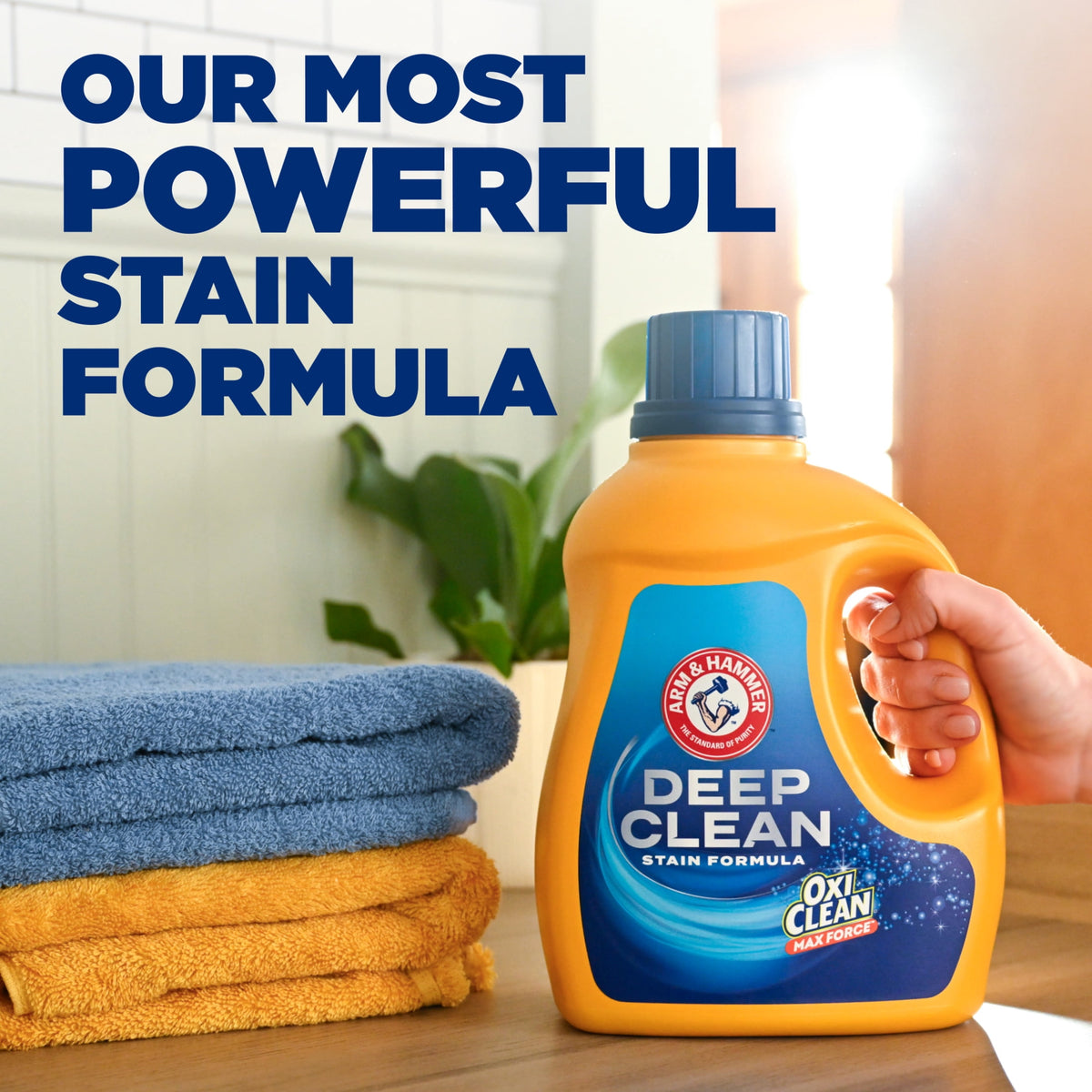 ARM & HAMMER Plus OxiClean Max Force Liquid Laundry Detergent Sparkling Clean 75 fl oz 50 Loads